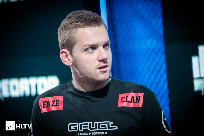 坚定所信，再创辉煌！站在分界线交汇处，见证新十年首冠！ 恭喜JDG京东电子竞技俱乐部勇夺2023LPL春季赛冠军，成功卫冕实现联赛两连冠