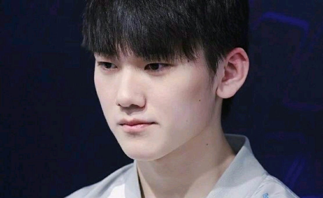 Weibo Gaming 教练：平时我们训练赛的东西没有奏效